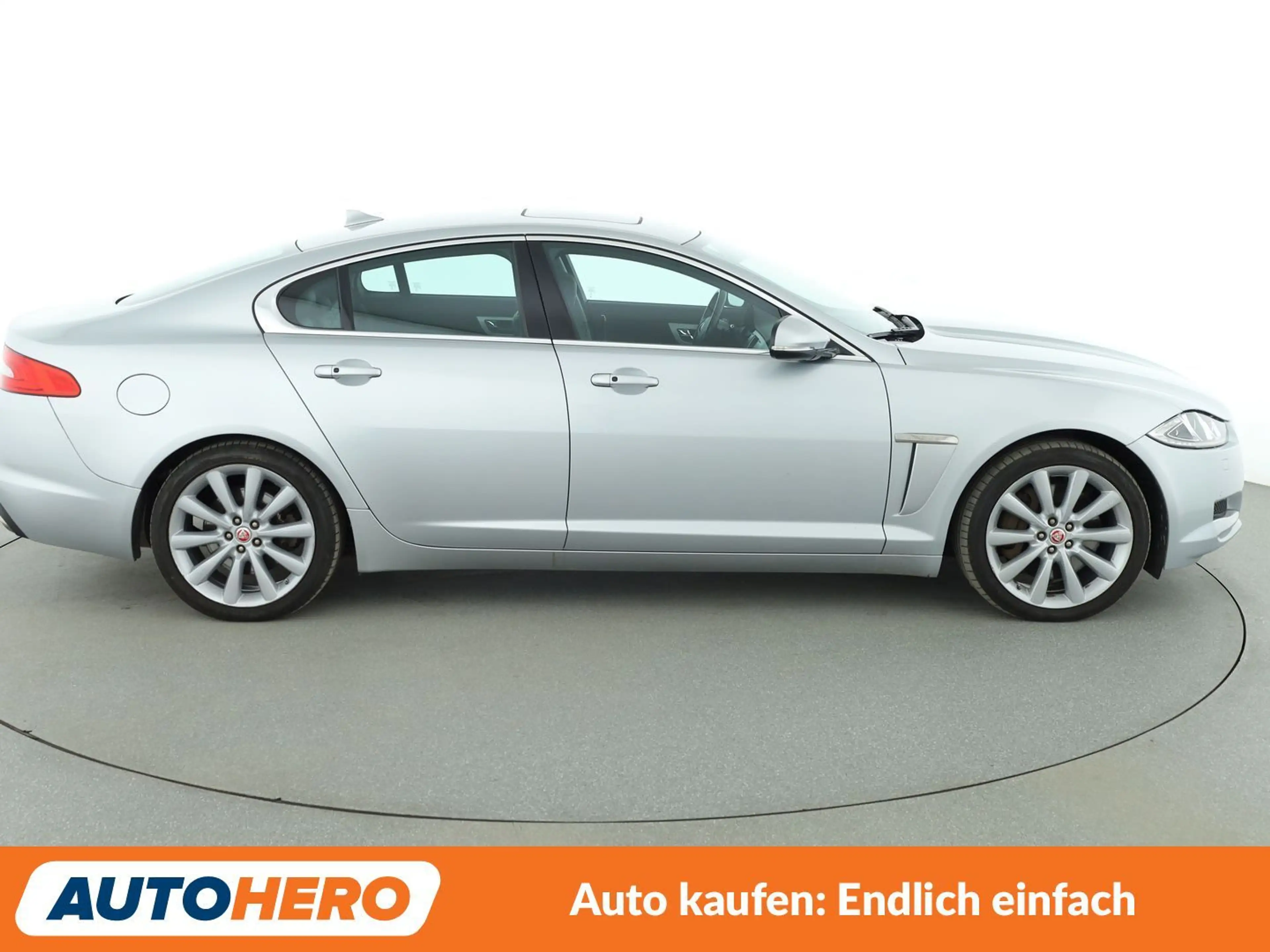 Jaguar XF 3.0 V6 Kompressor AWD Aut.*NAV*TEMP*CAM*PDC*SHZ* — photo 7