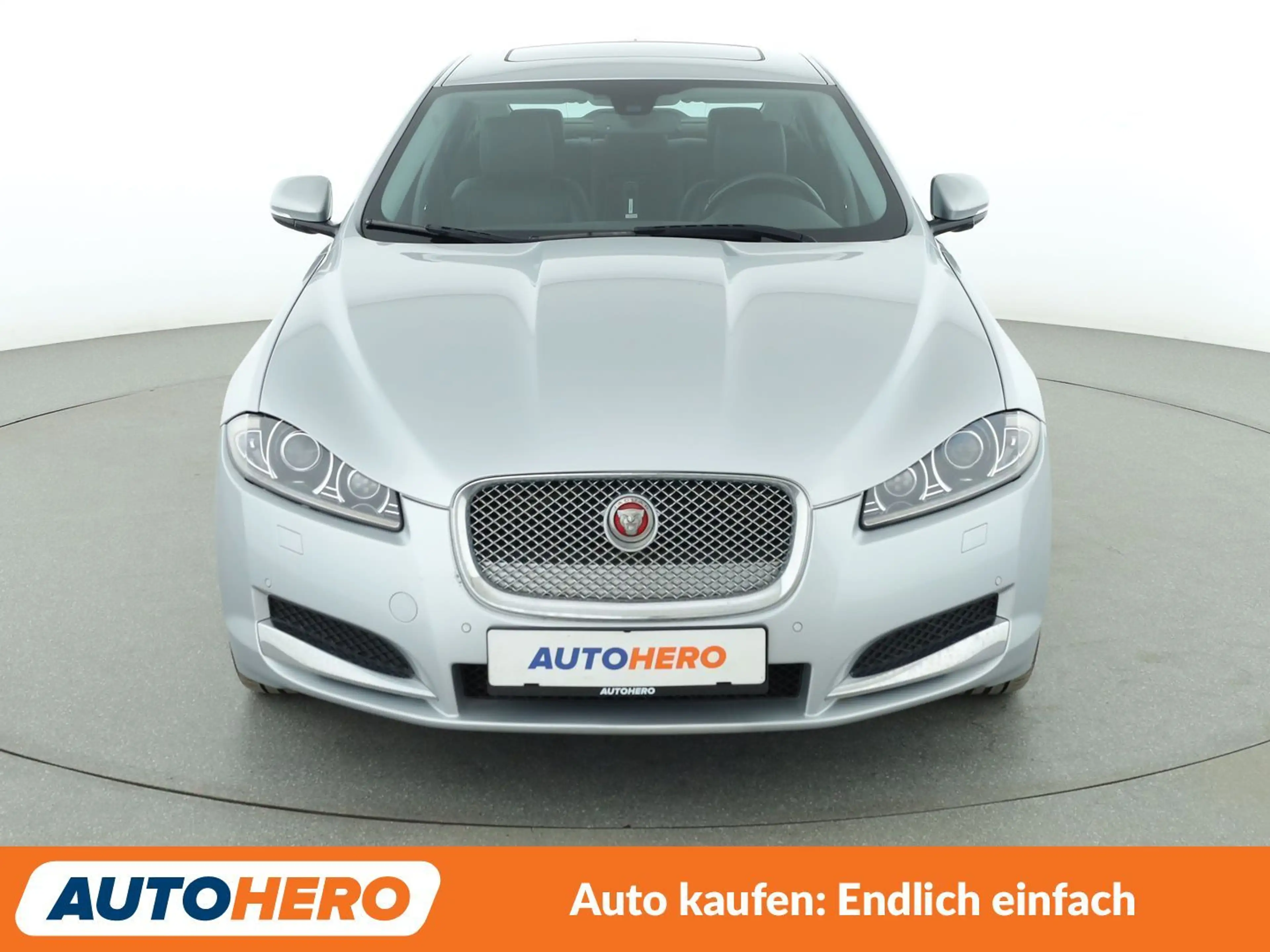 Jaguar XF 3.0 V6 Kompressor AWD Aut.*NAV*TEMP*CAM*PDC*SHZ* — photo 9