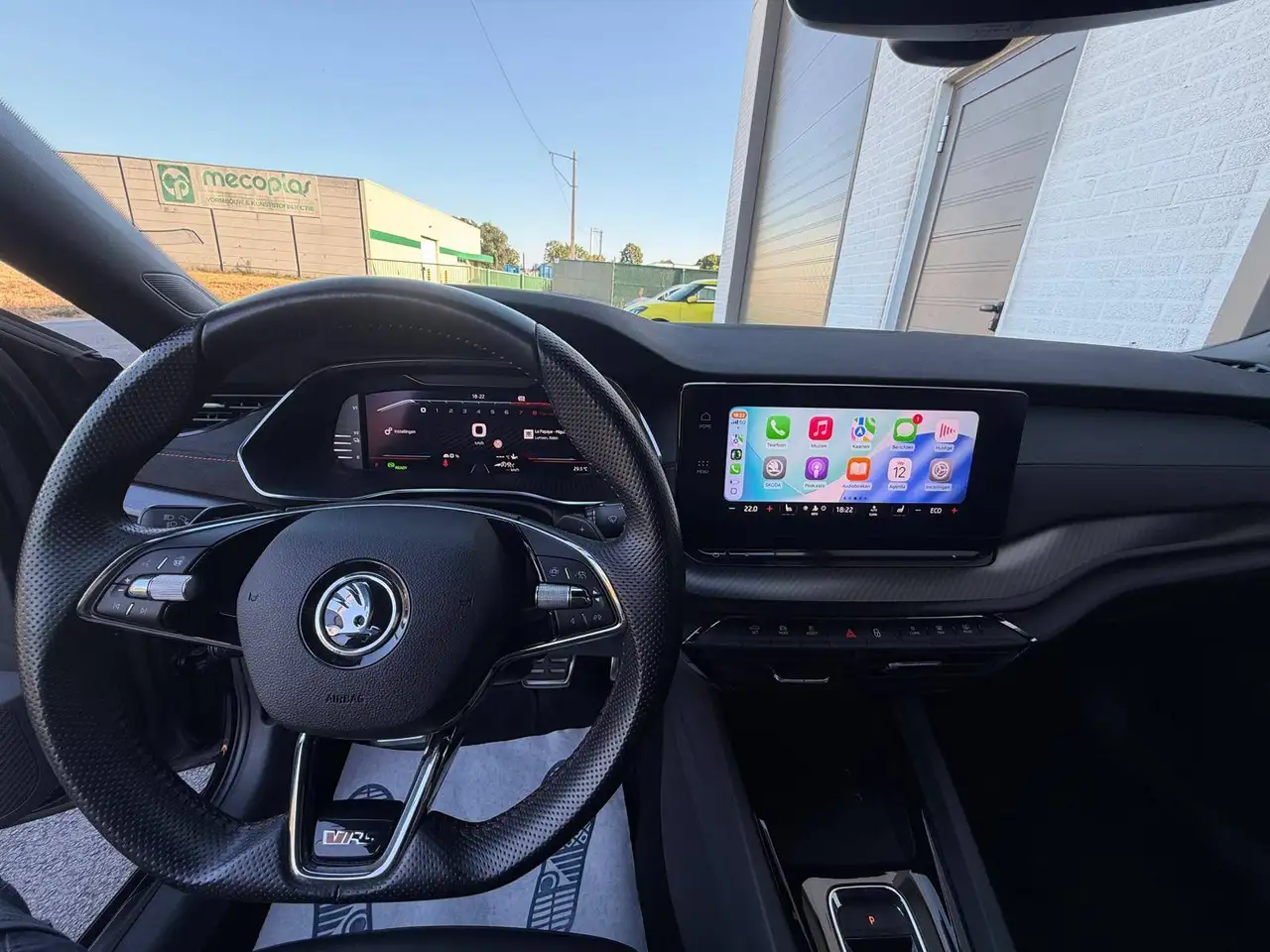 Skoda Octavia RS Combi 1.4 TSI iV GARANTIE/CARPLAY/PDC/ADAPTIVE CRUISE/DIGITAL COCKPIT, миниатюра 15