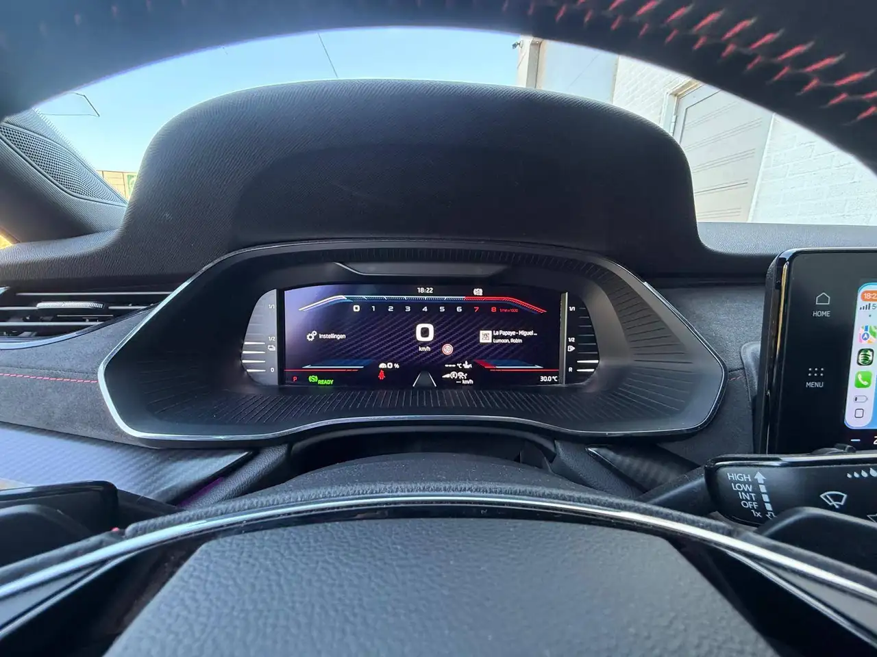 Skoda Octavia RS Combi 1.4 TSI iV GARANTIE/CARPLAY/PDC/ADAPTIVE CRUISE/DIGITAL COCKPIT, миниатюра 17