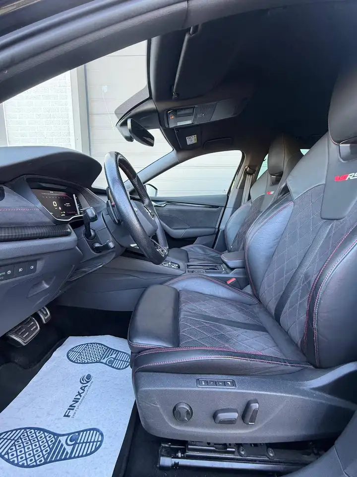 Skoda Octavia RS Combi 1.4 TSI iV GARANTIE/CARPLAY/PDC/ADAPTIVE CRUISE/DIGITAL COCKPIT, миниатюра 11