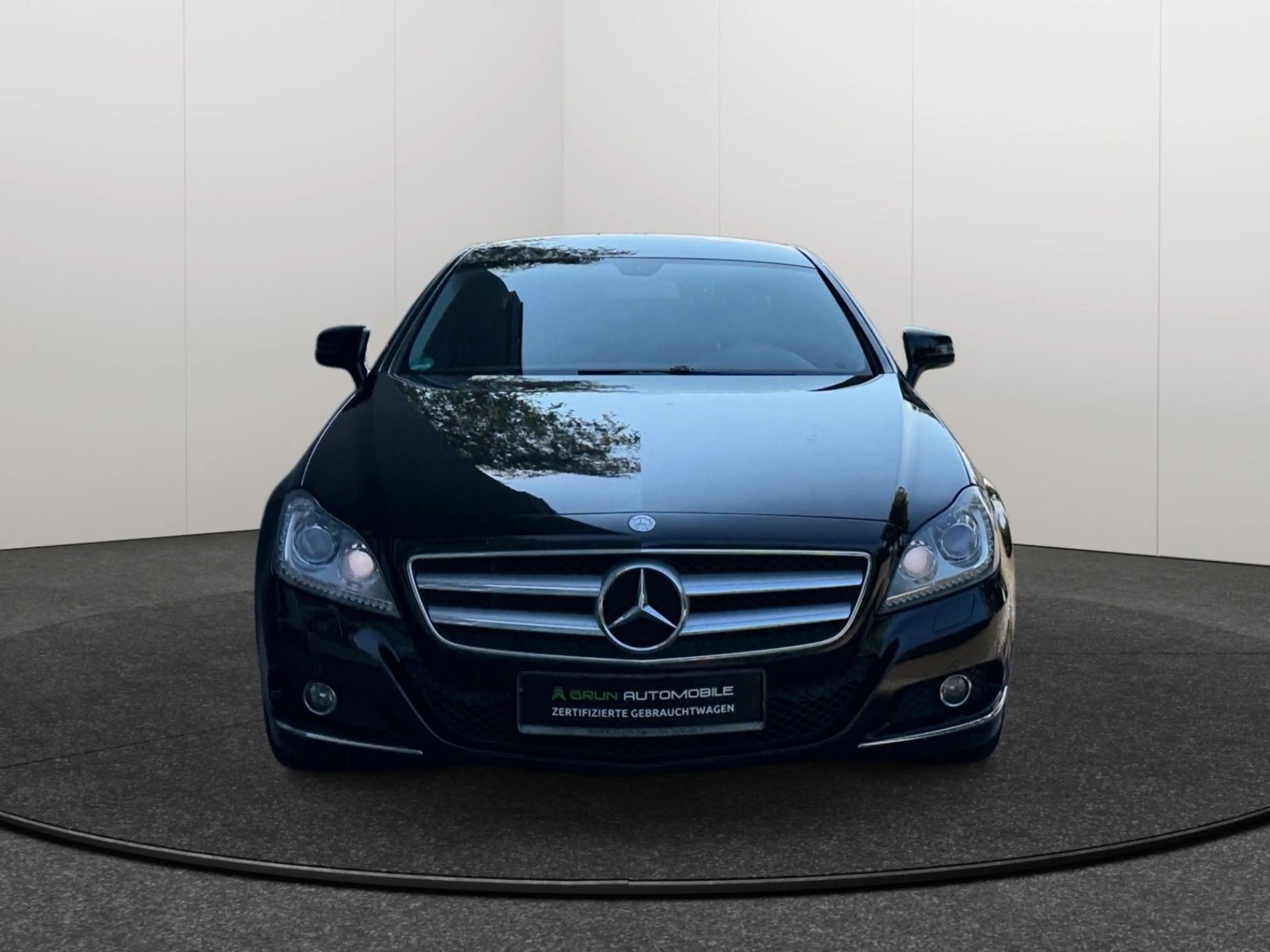 Mercedes-Benz CLS 350 BlueEfficiency — photo 2