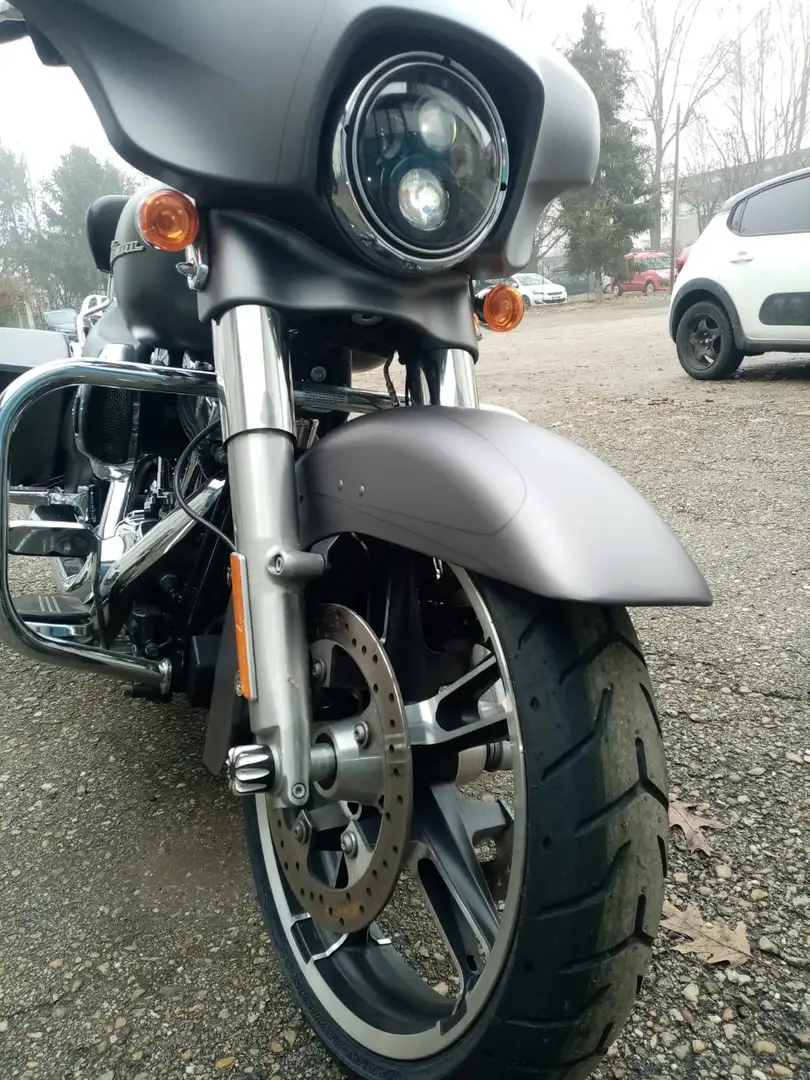 Harley-Davidson Street Glide Сірий - 1