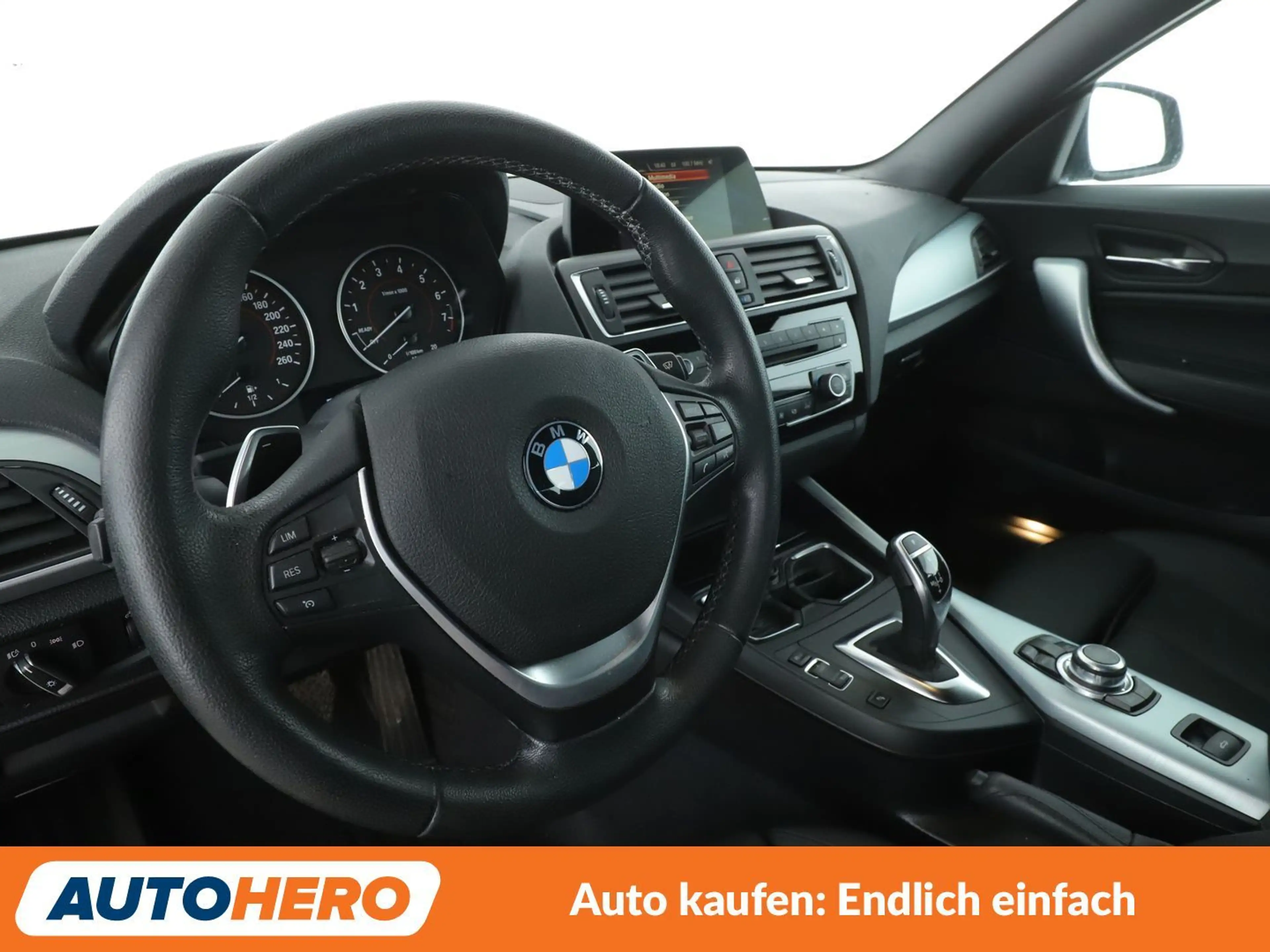 BMW 220 220i Sport Line Aut.*NAVI*XENON*PDC*SHZ*KLIMA* — photo 11