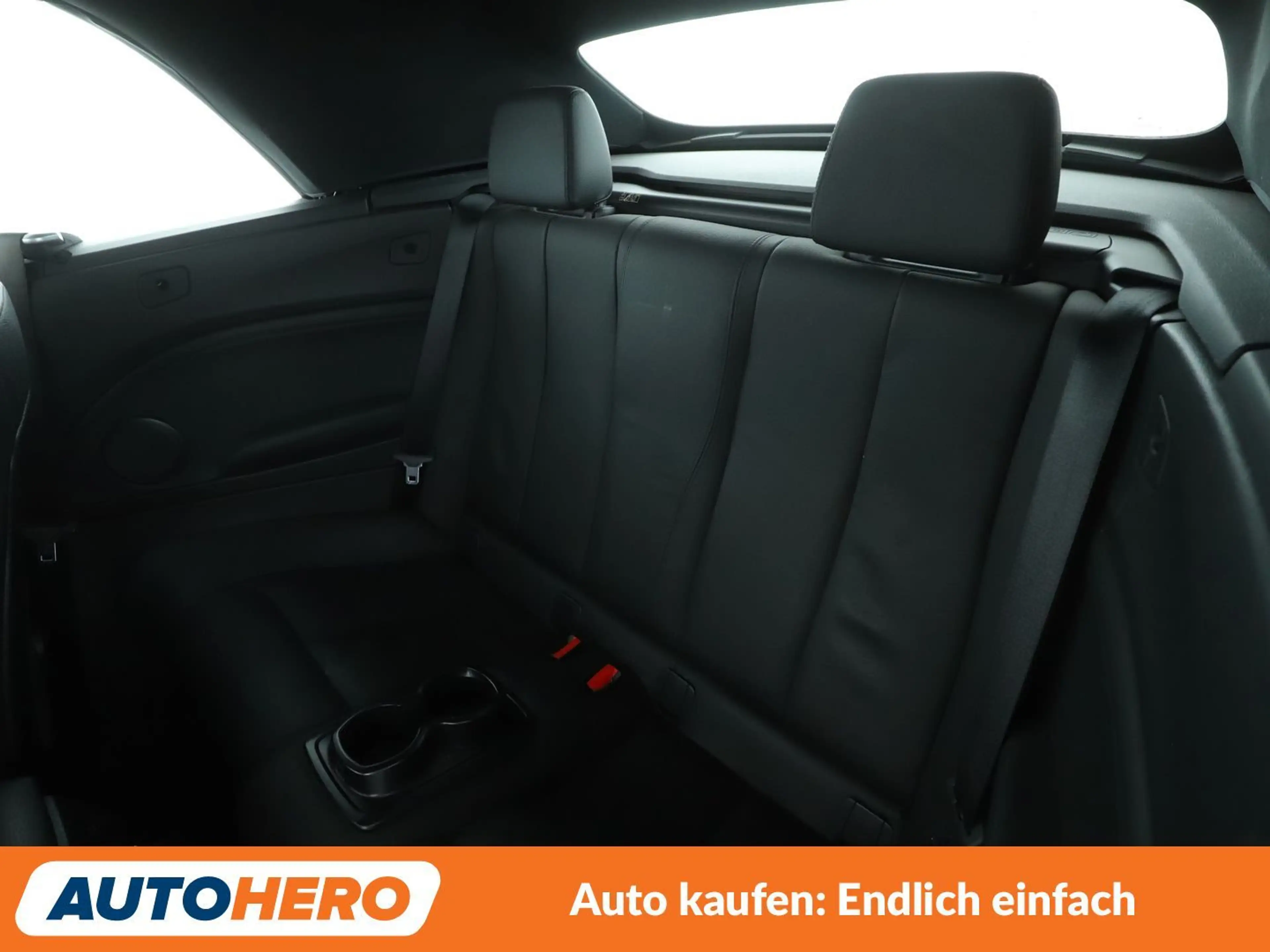 BMW 220 220i Sport Line Aut.*NAVI*XENON*PDC*SHZ*KLIMA* — photo 14