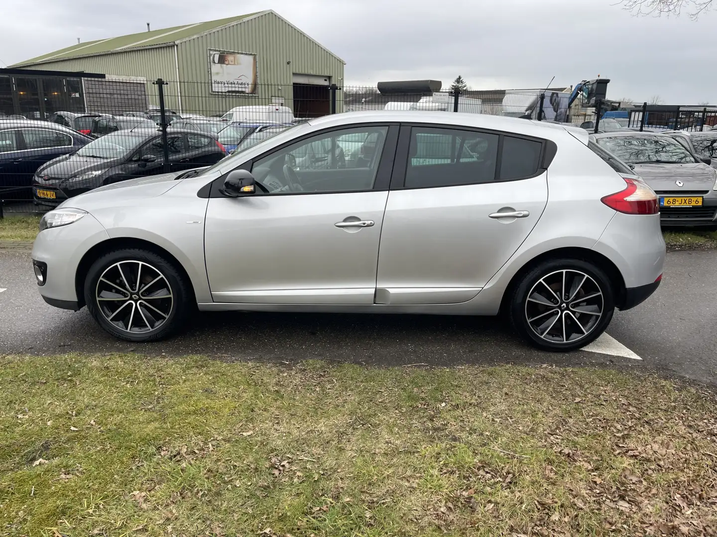 Renault Megane 1.2 TCe Bose | Navigatie | Achteruitrijcamera | Tr Gris - 2