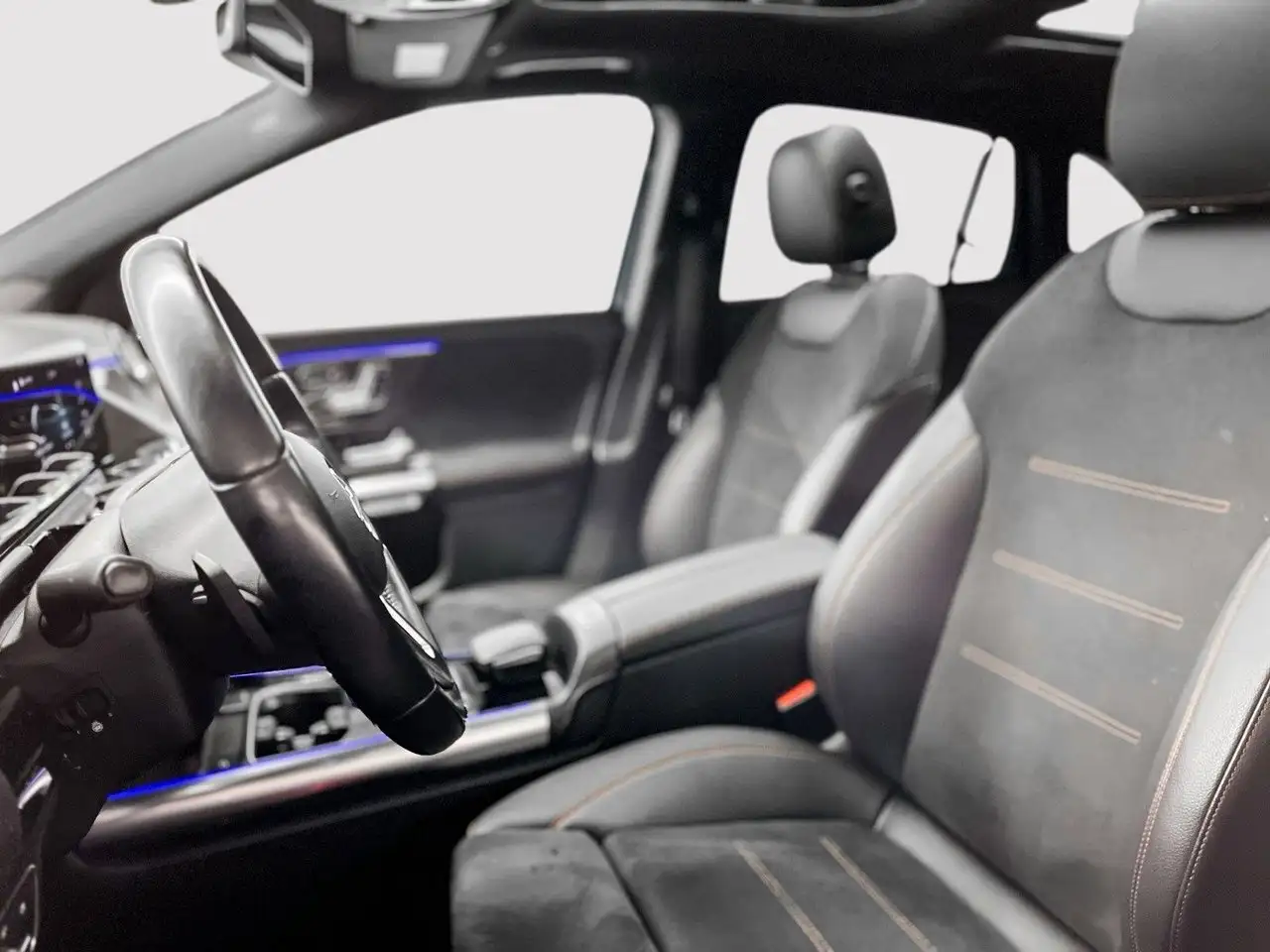 Mercedes-Benz GLA photo Mercedes-Benz GLA