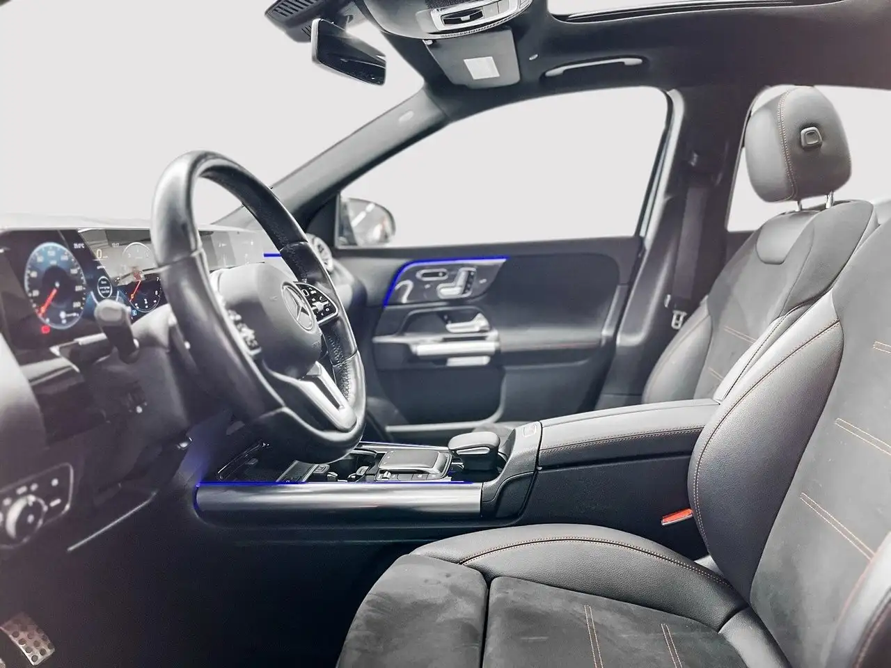 Mercedes-Benz GLA photo Mercedes-Benz GLA