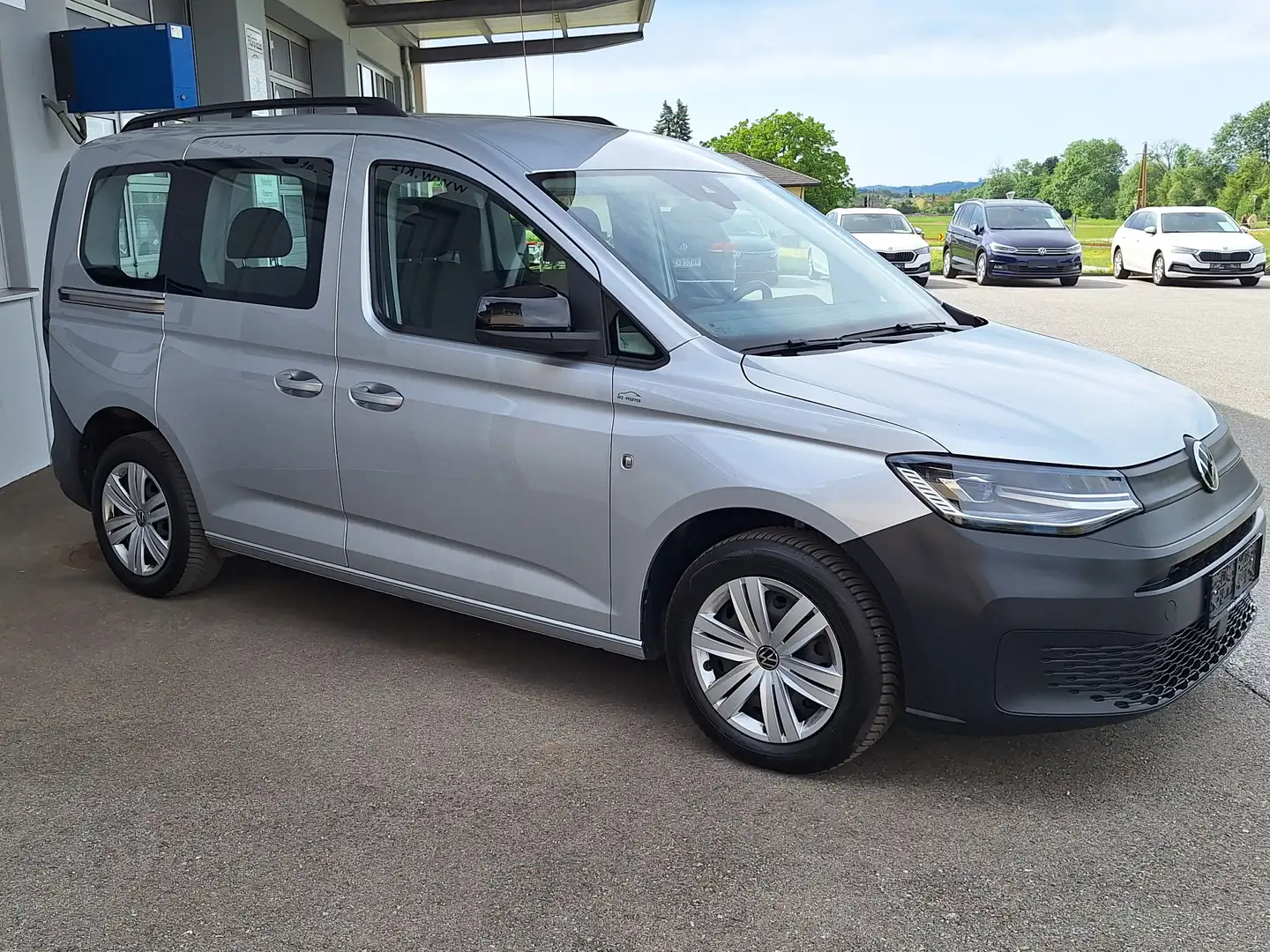 Volkswagen Caddy Caddy Life 2,0 TDI 4MOTION Life Stdhzg, AHV, LED Silber - 2