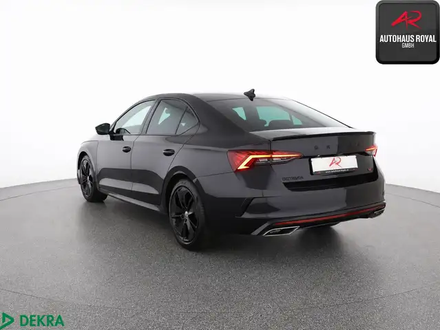 Skoda Octavia view 3