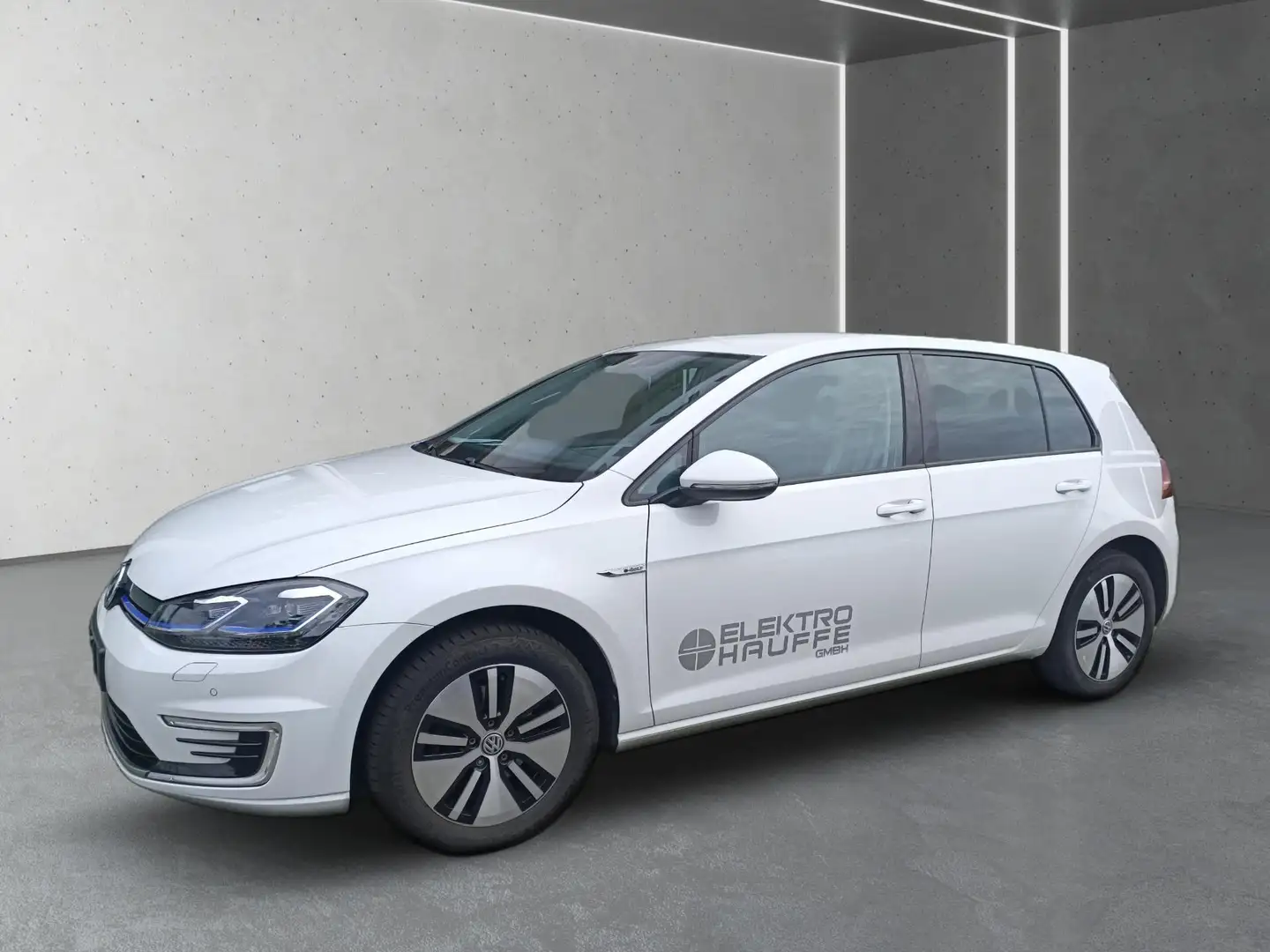 Volkswagen Golf VII e- LED*Navi*ACC*Wärmepumpe Weiß - 2