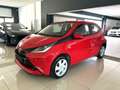 Toyota Aygo 1.0 VVT-i 69 CV 5 porte X-play Rosso - thumbnail 1