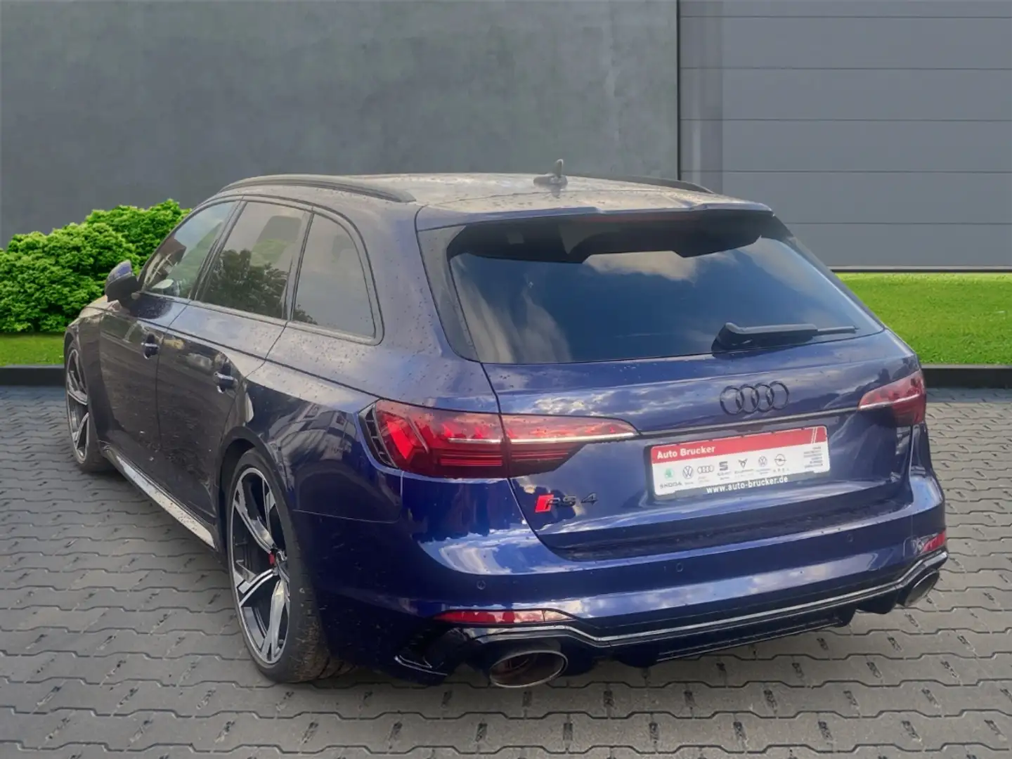 Audi RS4 Avant 2.9 TFSI quattro+Navi+Leder+Soundsystem+Aluf Blau - 2