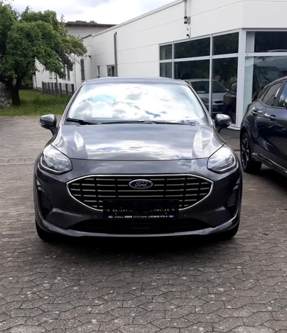 Ford Fiesta 1.0 EcoBoost S&S TITANIUM Grau - 2