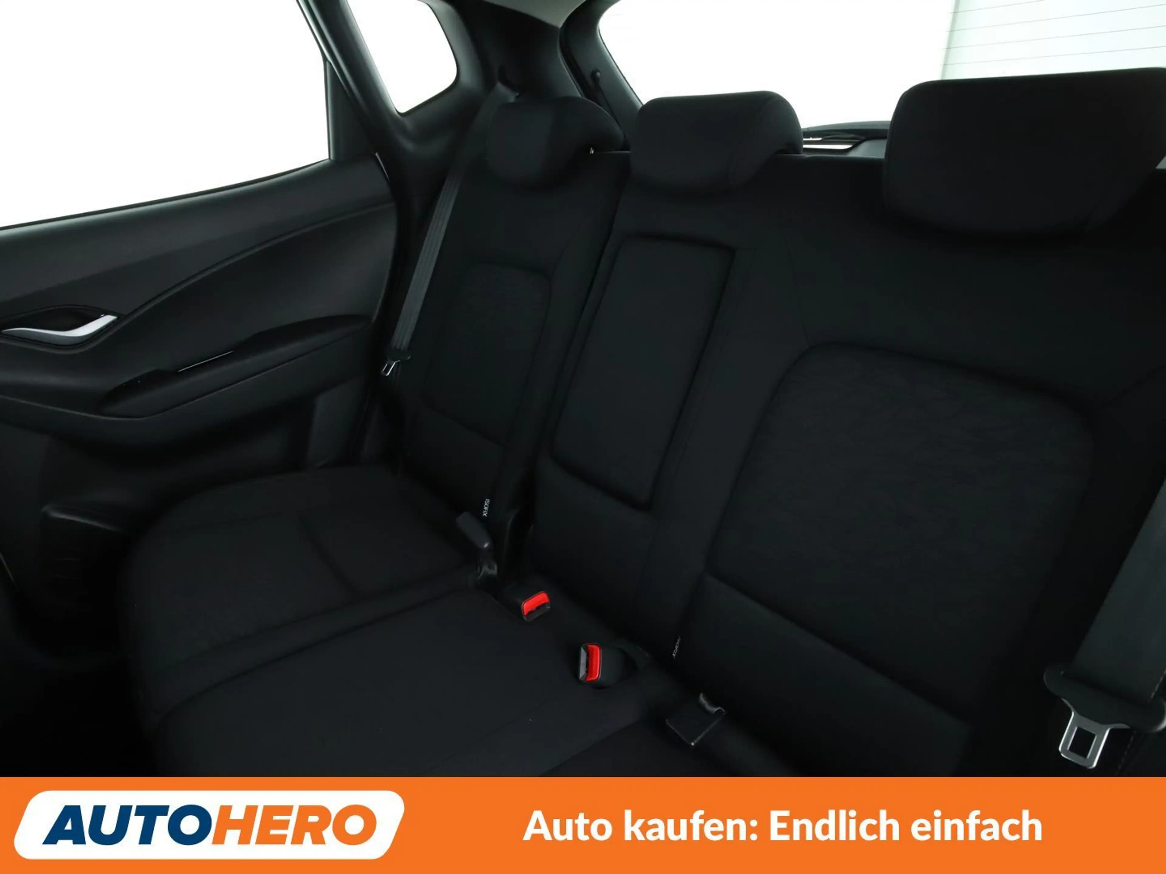 Hyundai iX20 1.4 YES! Blue*NAVI*TEMPO*CAM*PDC*SHZ*ALU* — photo 14