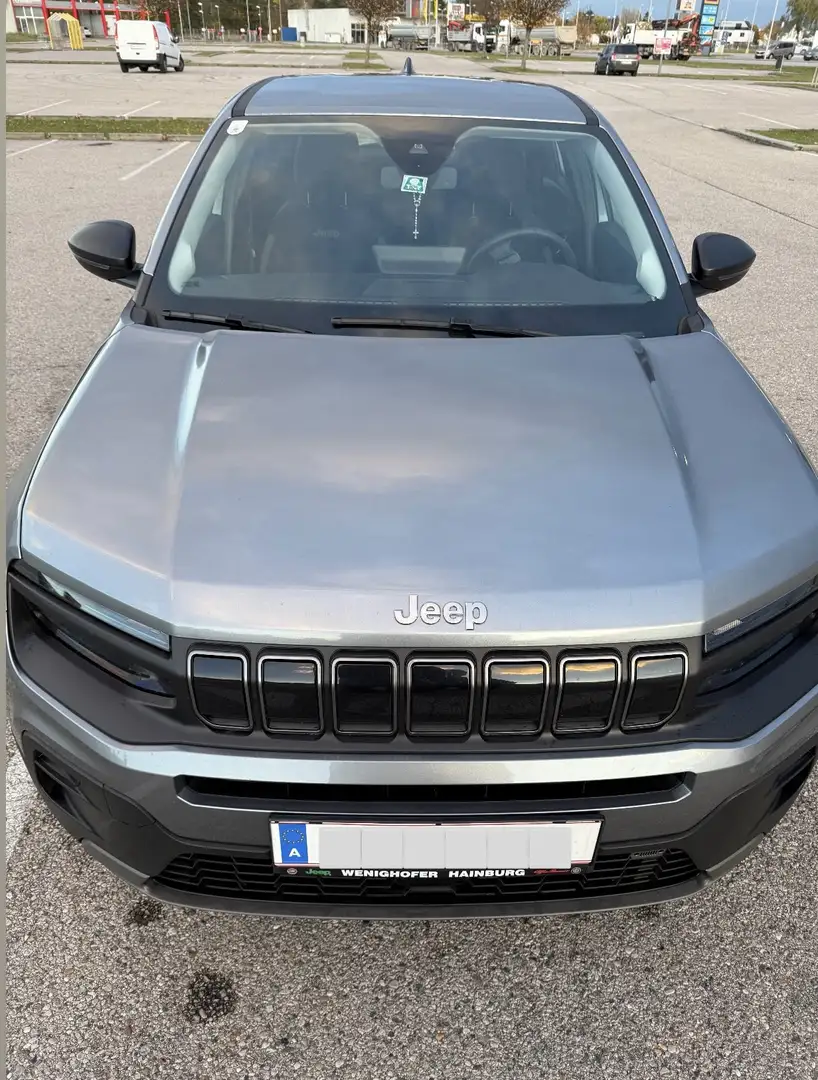 Jeep Avenger 1.2 e-Hybrid Altitude e-DCT6 - 1