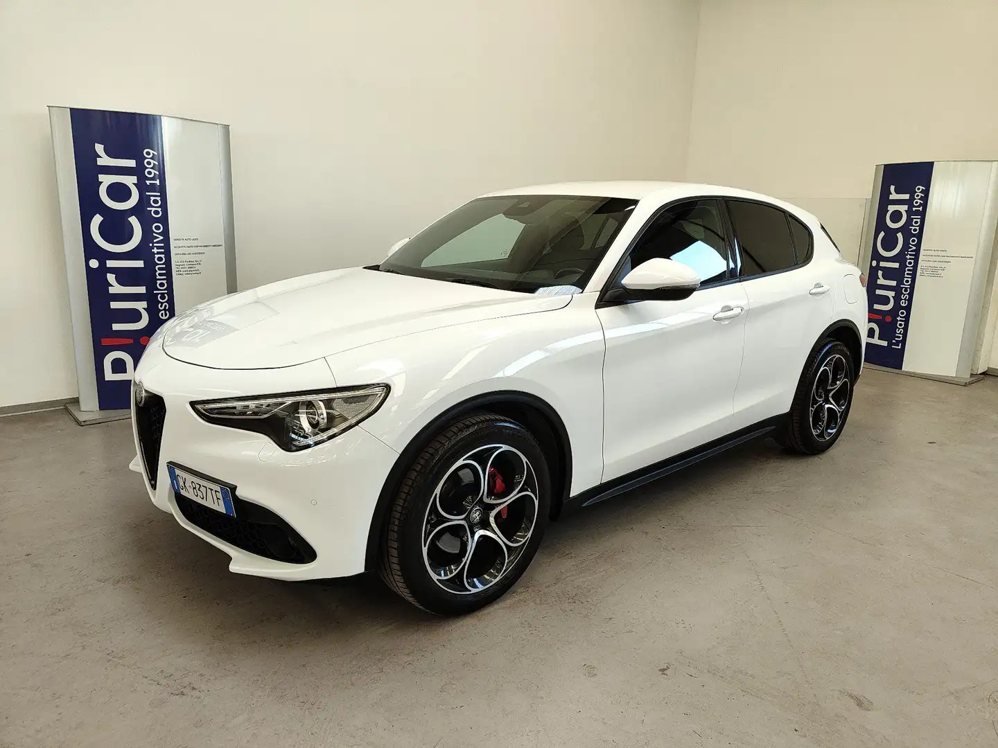 Alfa Romeo Stelvio 2.2 TD AT8 Pelle&Tessuto Navi Telecamera Cerchi20" Blanc - 1