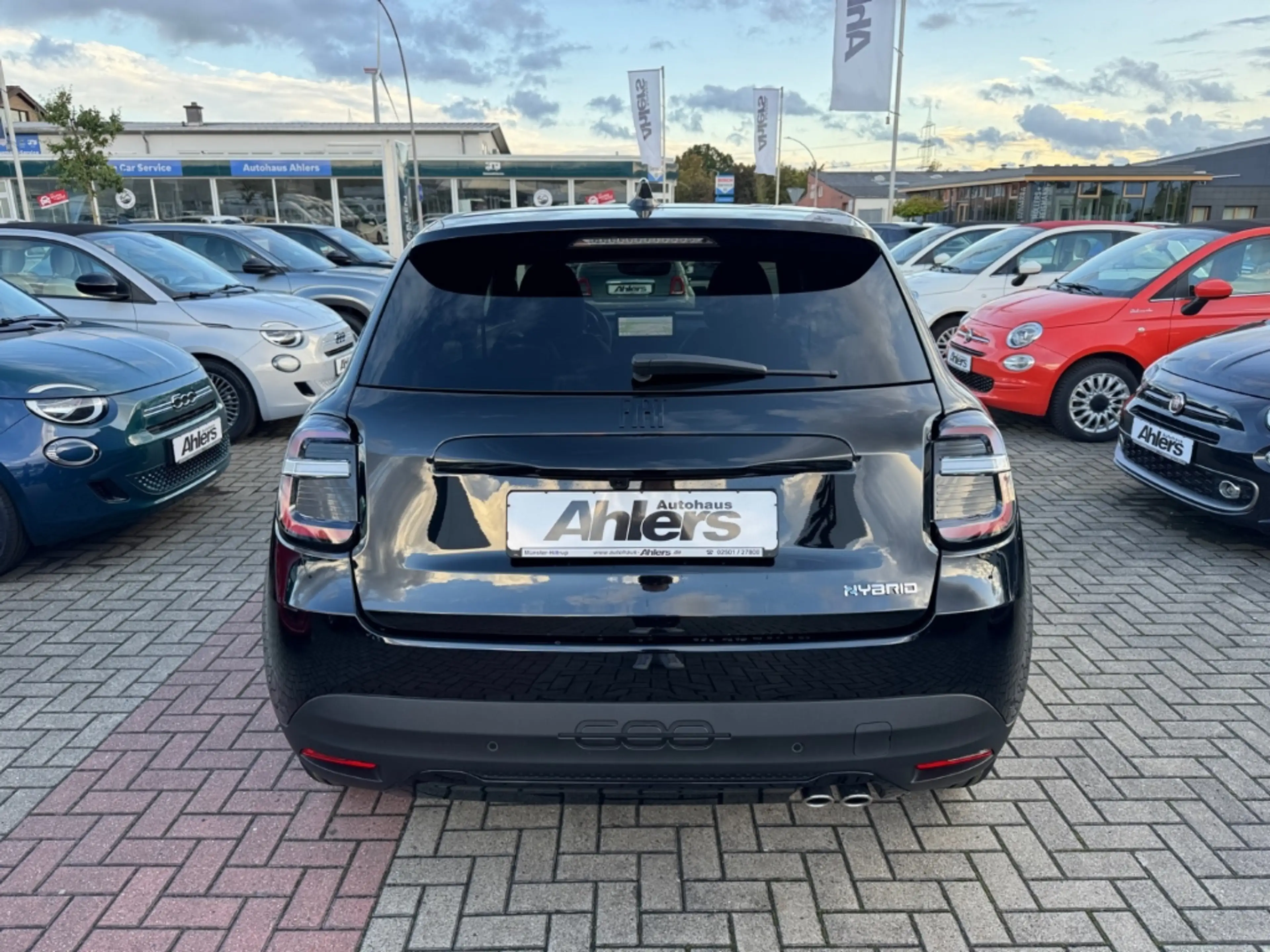 Fiat 600 Sport+AUTOMATIK+ELSITZ+ELHECK+NAVI+KAMERA+CARPLAY+ — photo 6