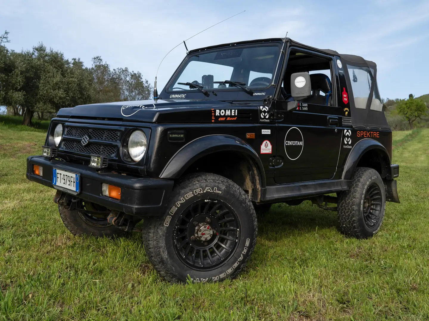 Suzuki Samurai Samurai Cabrio P.L. 1.3 JX De Luxe cat. crna - 1