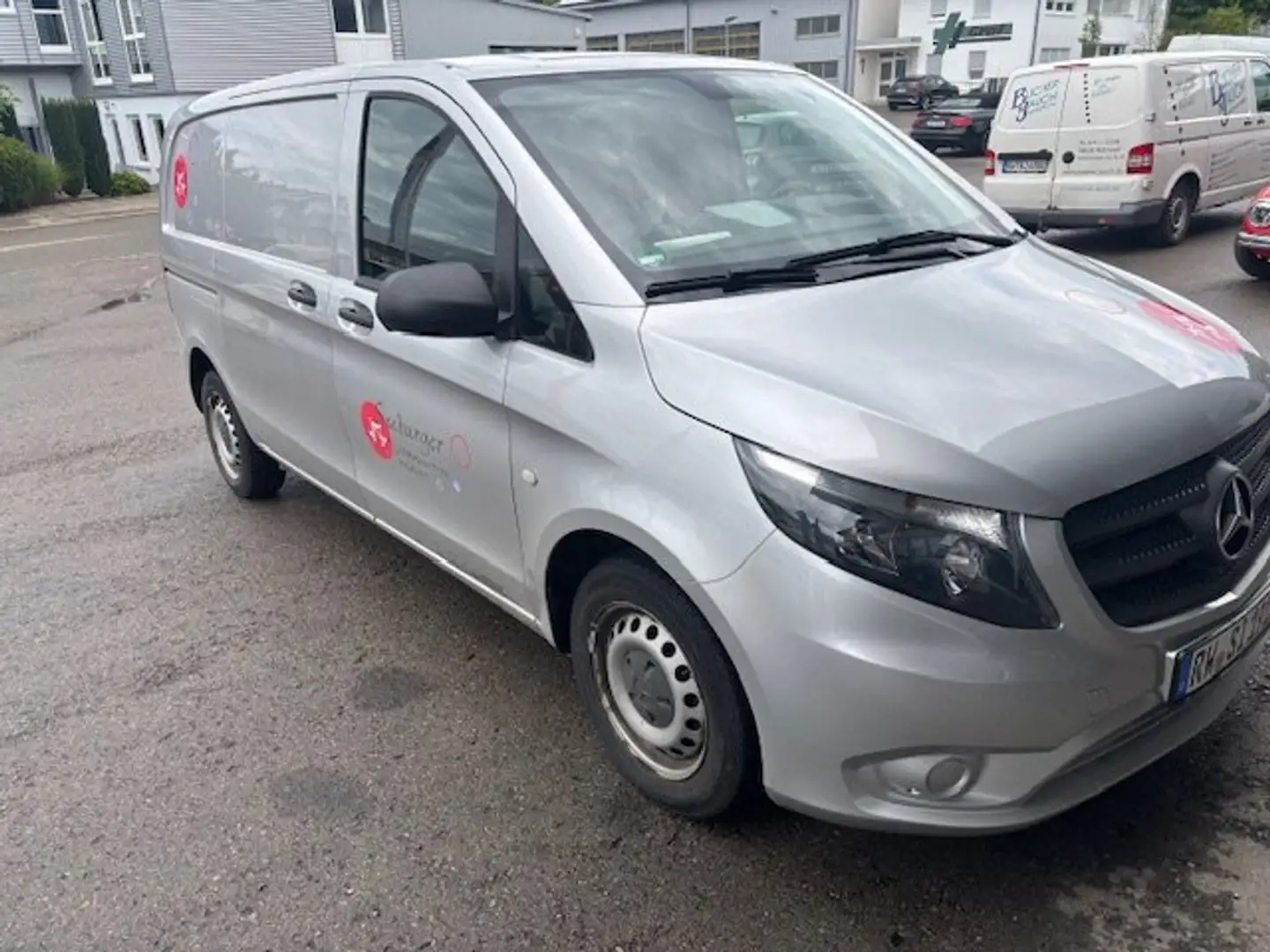 Mercedes-Benz Vito 109/110/111/114 CDI FWD kompakt (447.601) Silber - 1