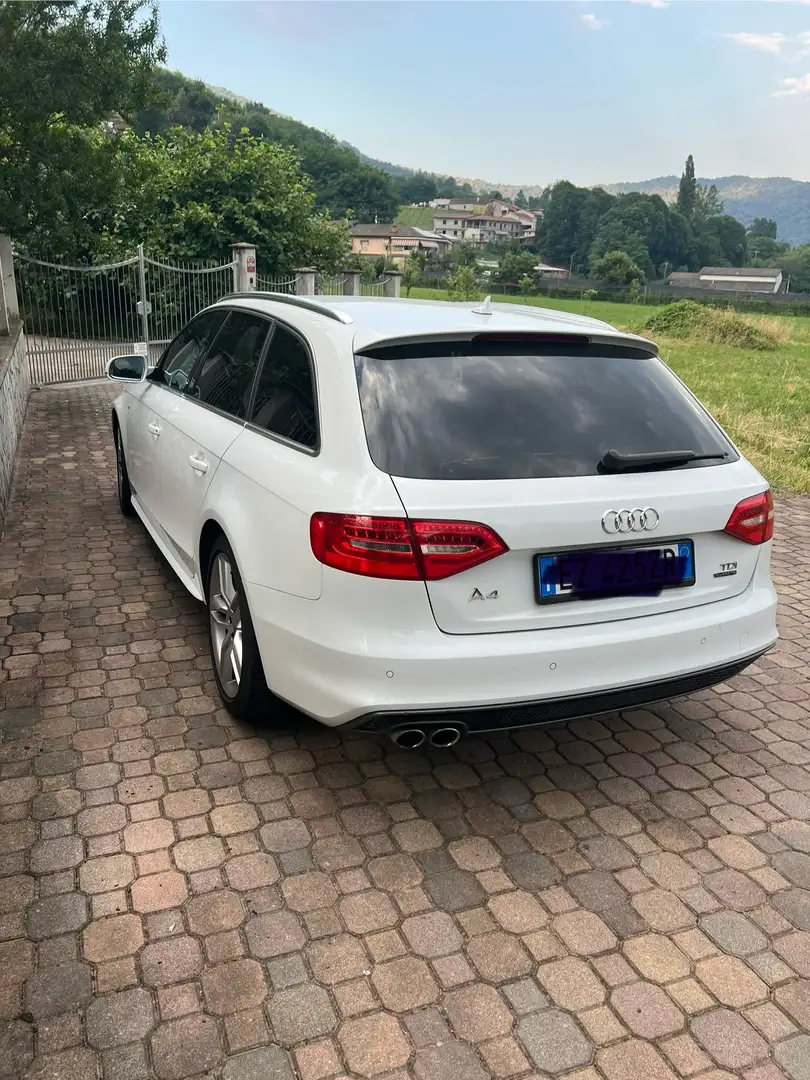 Audi A4 Avant 2.0 TDI DPF clean diesel quattro S tronic li - 2