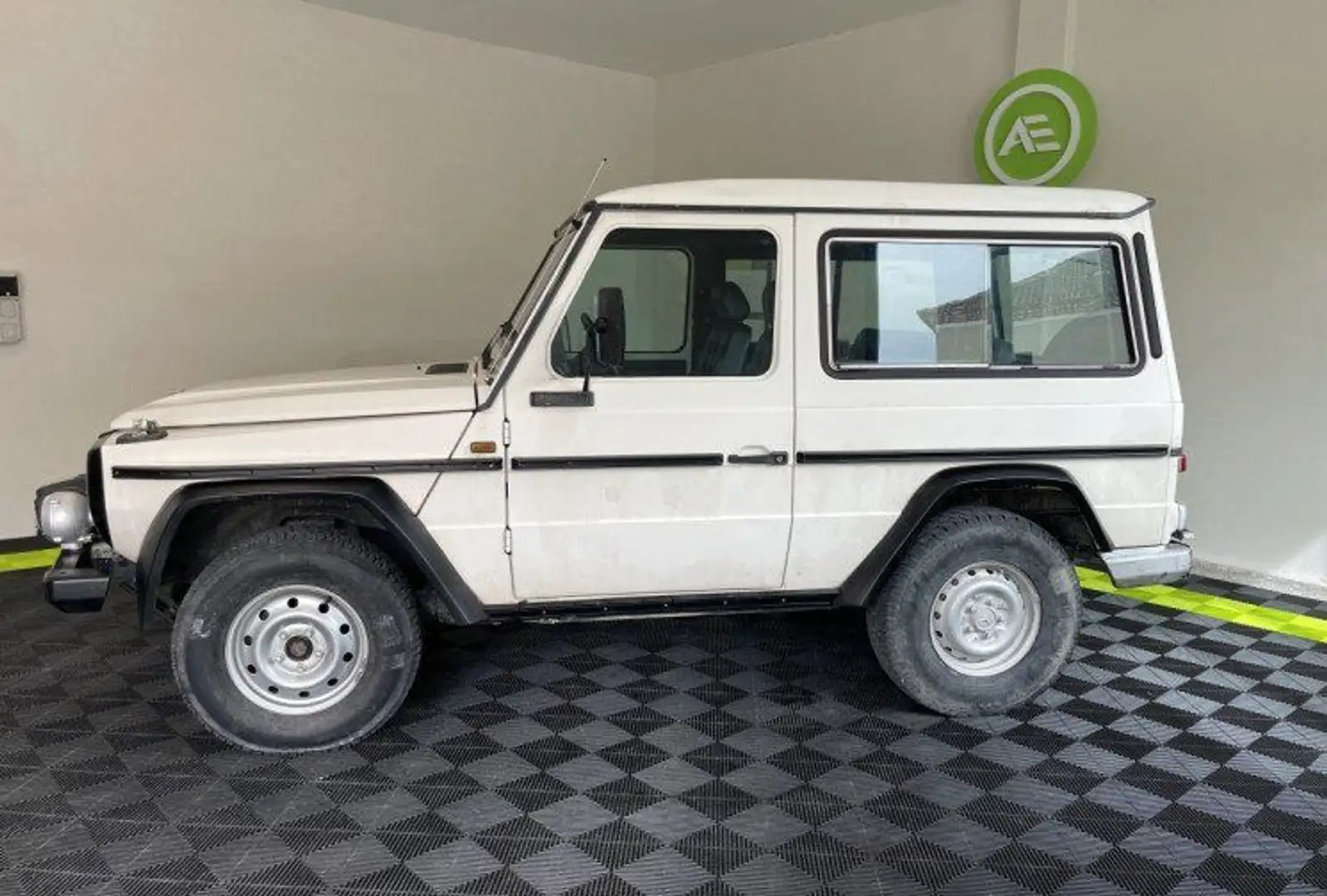 Mercedes-Benz G 200 GE SWB Break + Treuil électrique / Restauratio Белый - 2