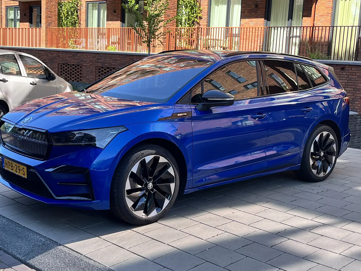 Skoda Enyaq sportline Bns Edition + Azul - 2