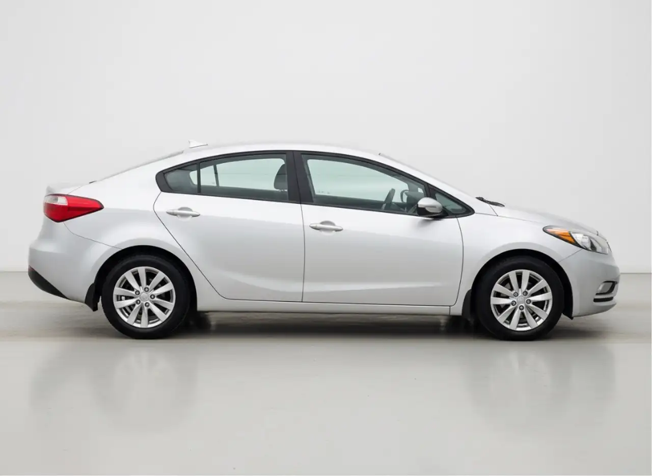 Kia Forte снимка Kia Forte