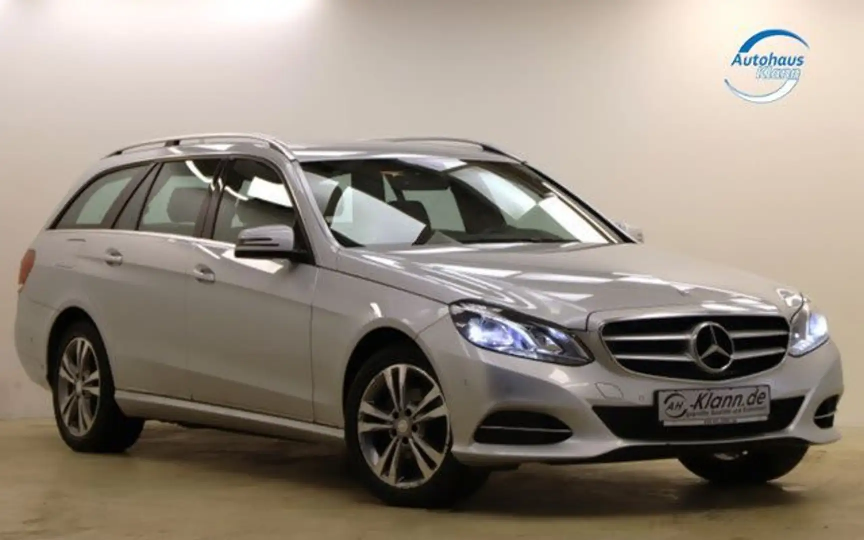 Mercedes-Benz E 200 T 2.0 CGI 184PS BE Avantgarde Navi SHZ Argento - 1