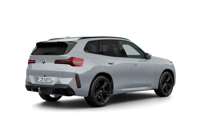 BMW X3 view 2