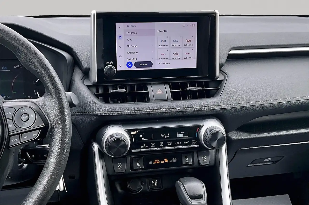 Toyota RAV 4 снимка Toyota RAV 4