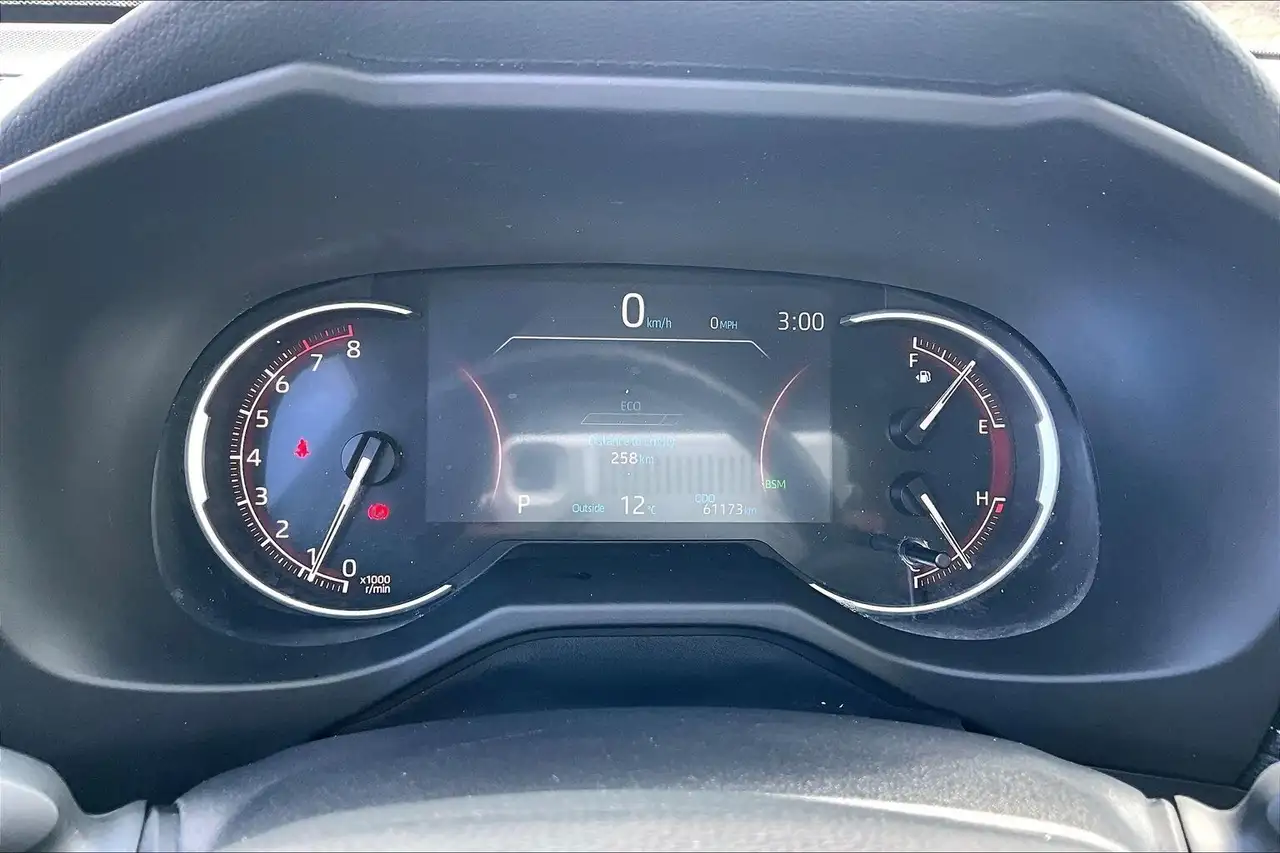 Toyota RAV 4 снимка Toyota RAV 4