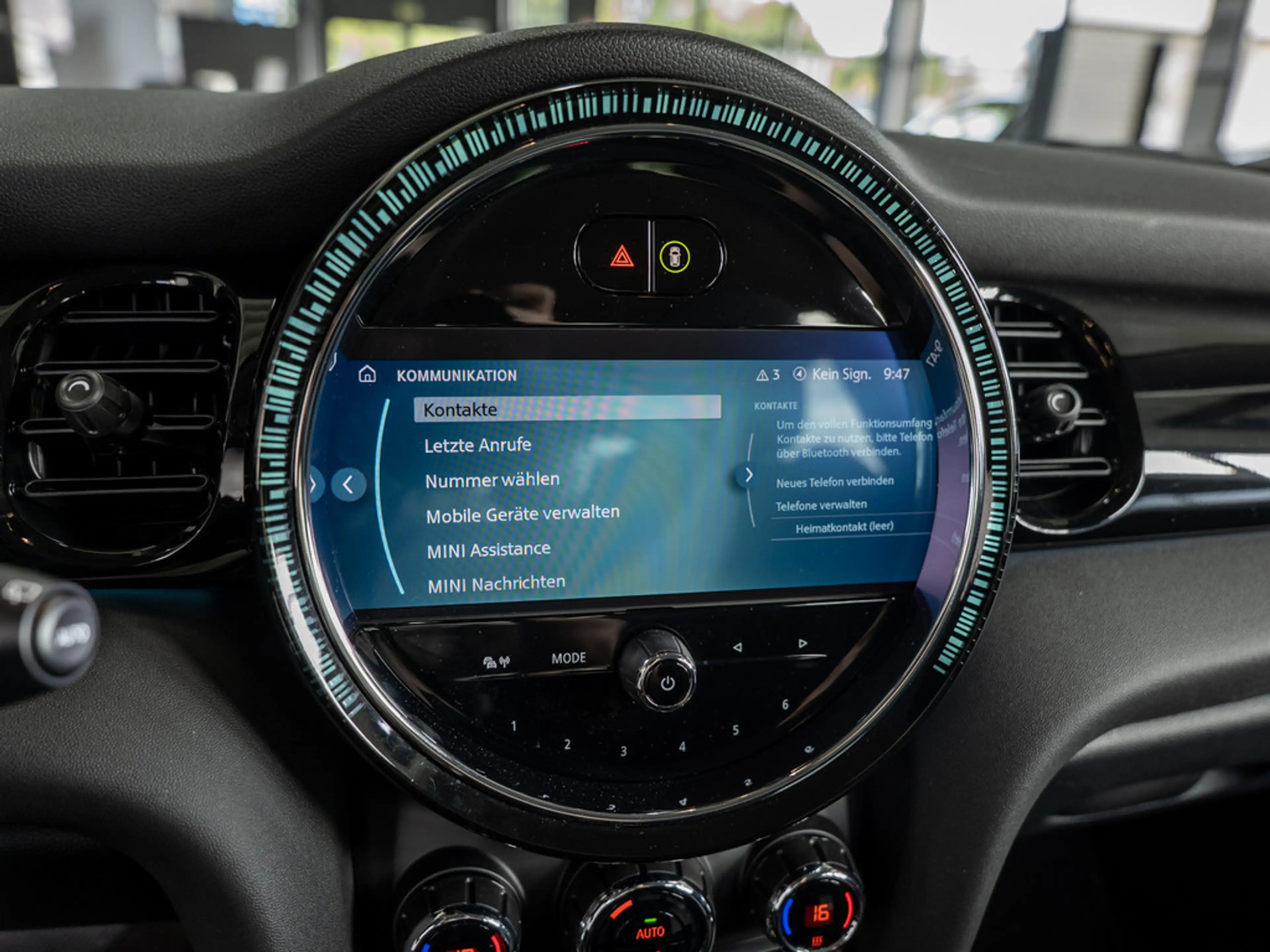 MINI Cooper SE Classic Trim FACEL. LED SHZ PDC — photo 13