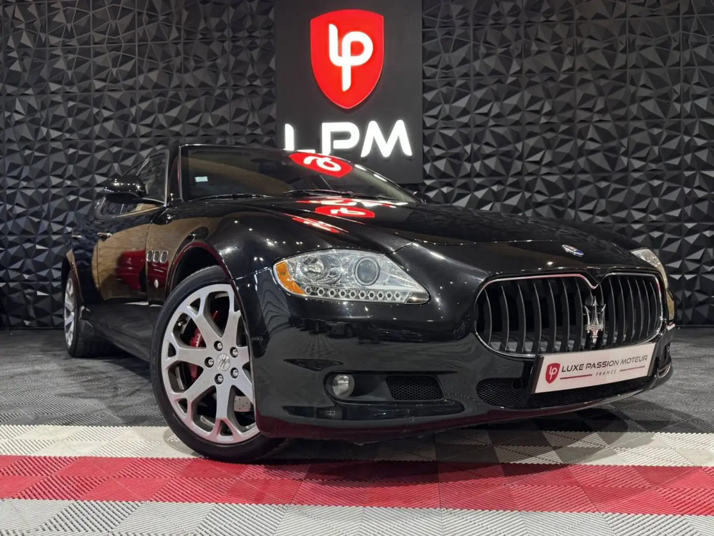 Maserati Quattroporte V 4.7 V8 S BA Schwarz - 2