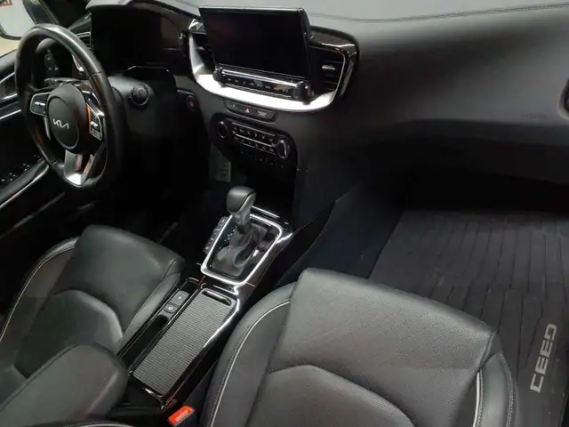 Kia Ceed view 9