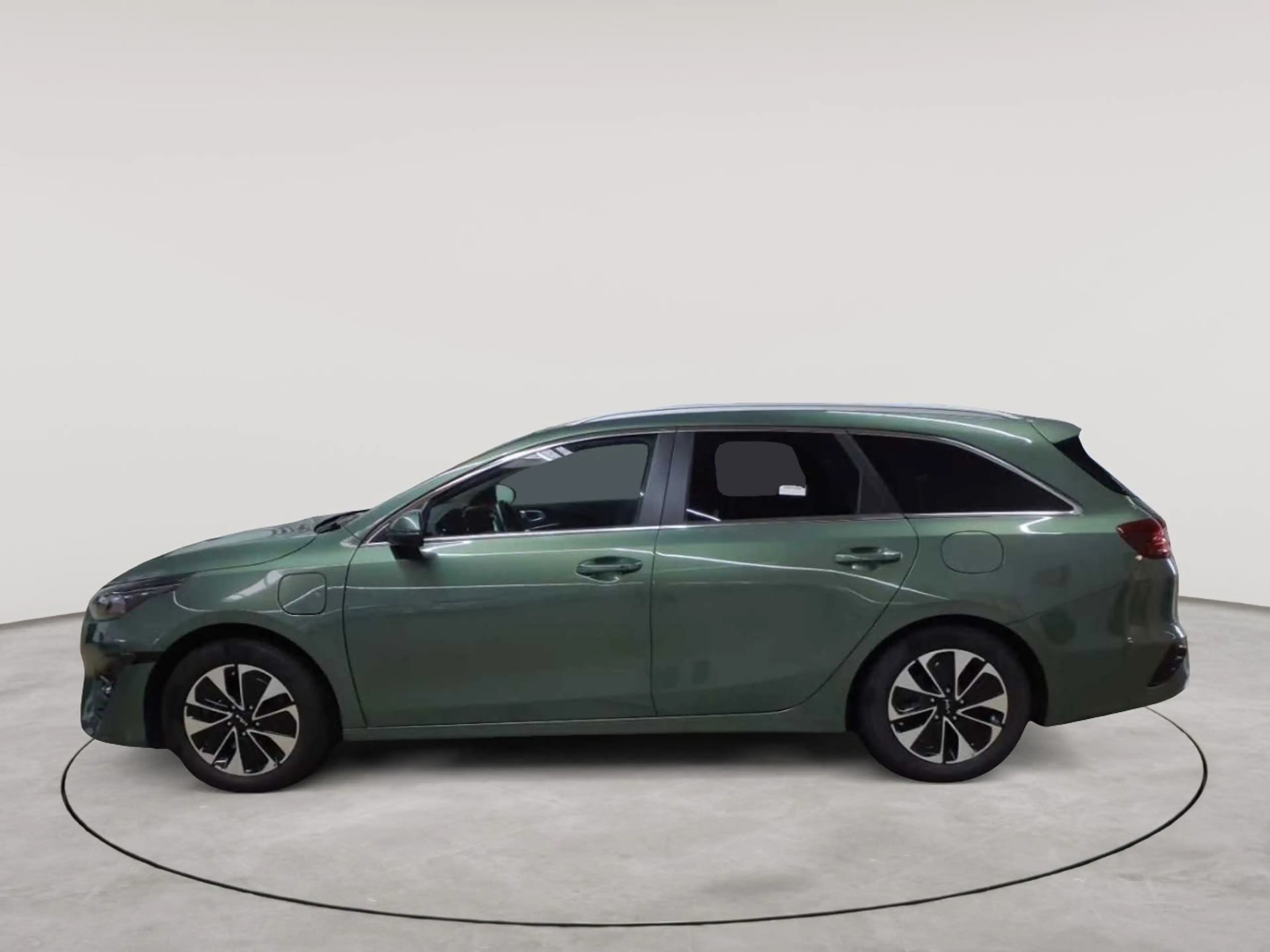 Kia Ceed / cee'd Ceed SW 1.6 GDI Plug-in-Hybrid Platinum — photo 6