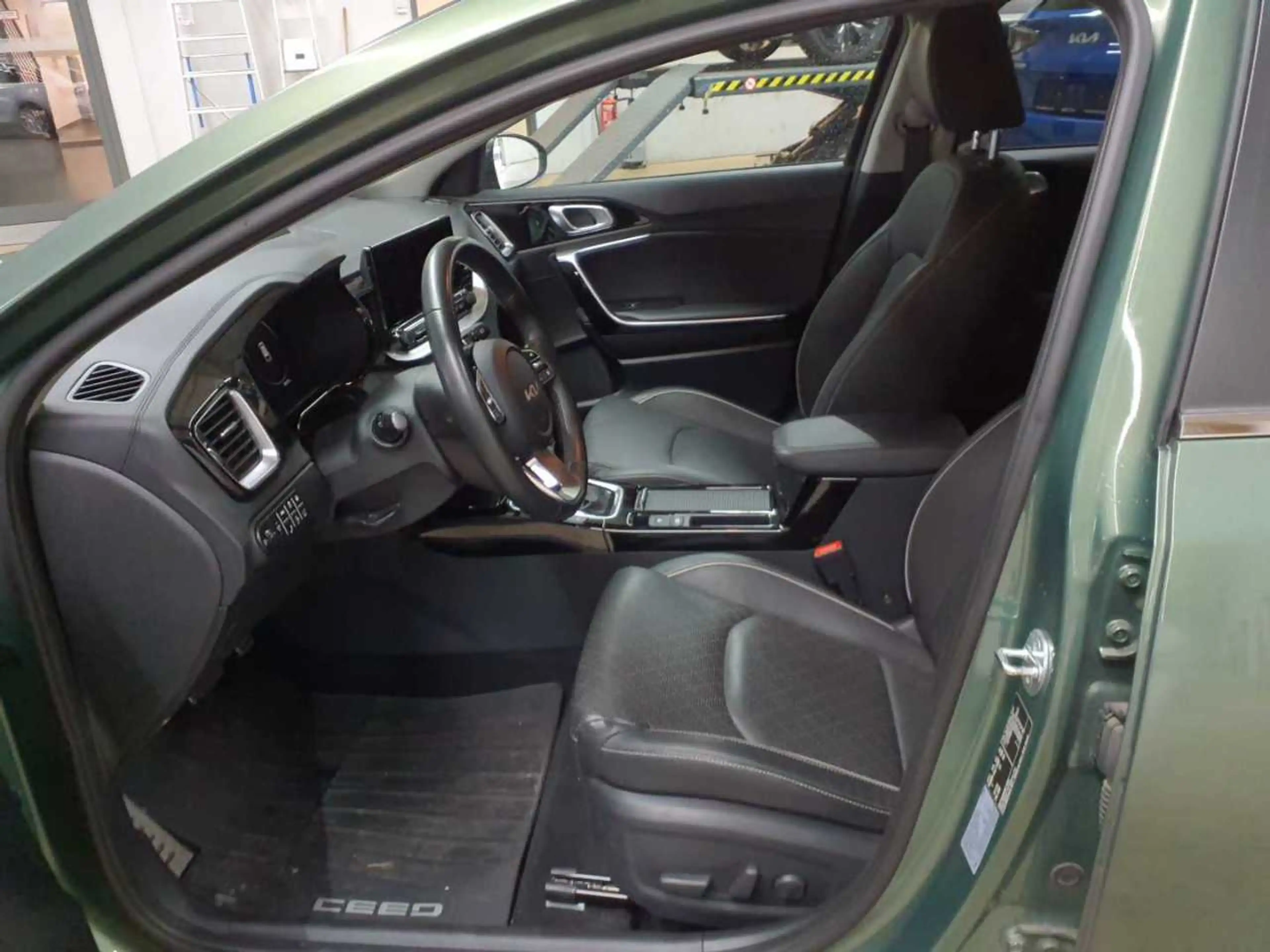 Kia Ceed / cee'd Ceed SW 1.6 GDI Plug-in-Hybrid Platinum — photo 7