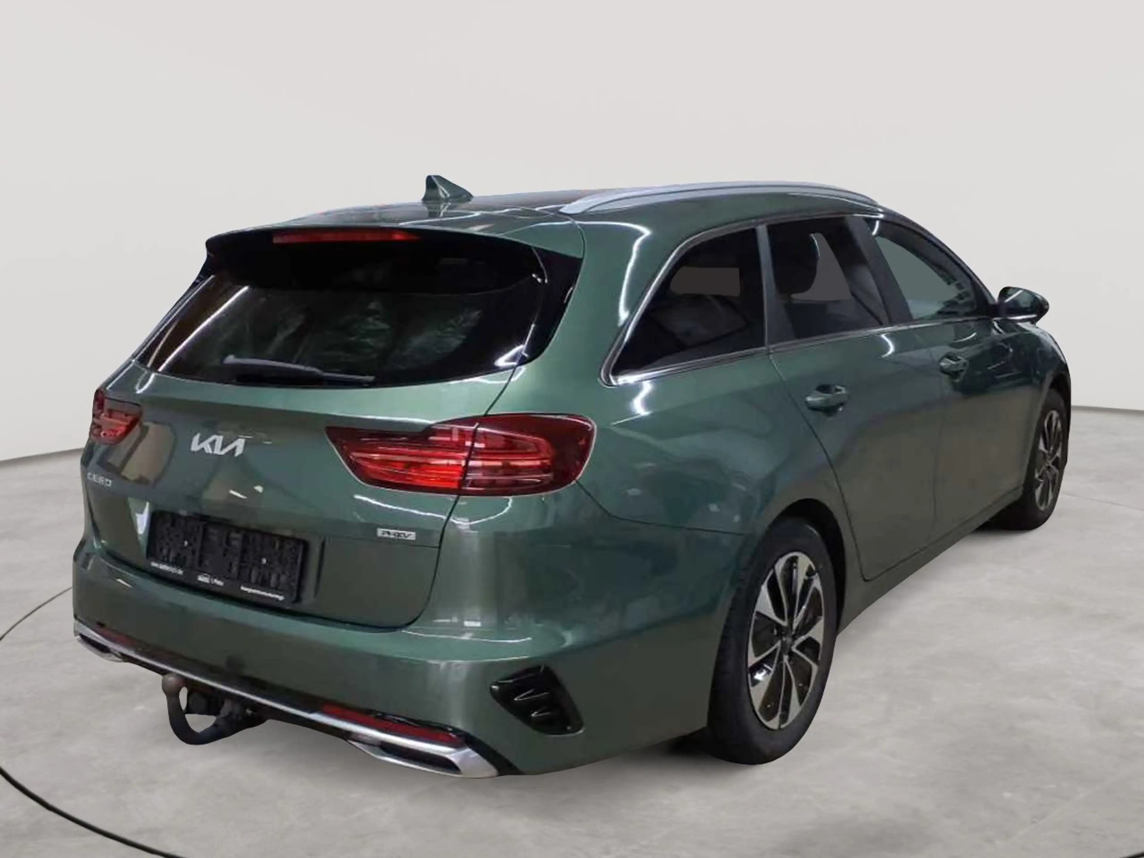 Kia Ceed / cee'd Ceed SW 1.6 GDI Plug-in-Hybrid Platinum — photo 4