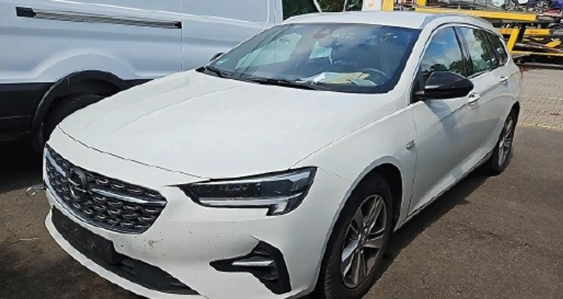 Opel Insignia 2.0D Business Elegance | Motorschaden! Wit - 2