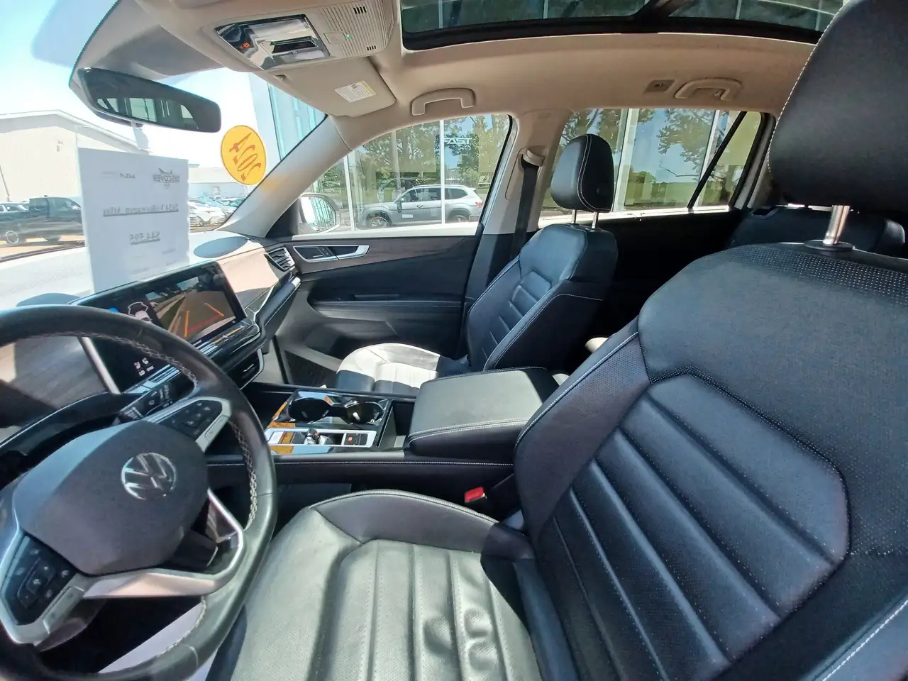 Volkswagen Atlas снимка Volkswagen Atlas