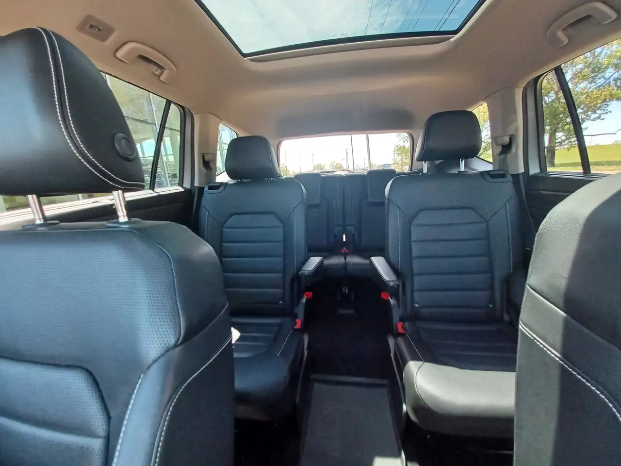 Volkswagen Atlas снимка Volkswagen Atlas