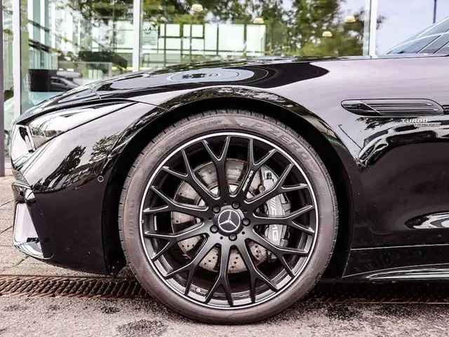 Mercedes-Benz SL view 13
