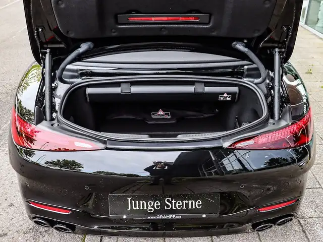Mercedes-Benz SL view 5