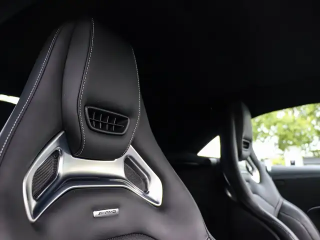 Mercedes-Benz SL view 29
