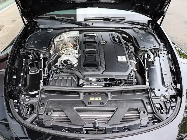 Mercedes-Benz SL view 12