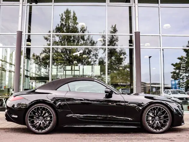 Mercedes-Benz SL view 9