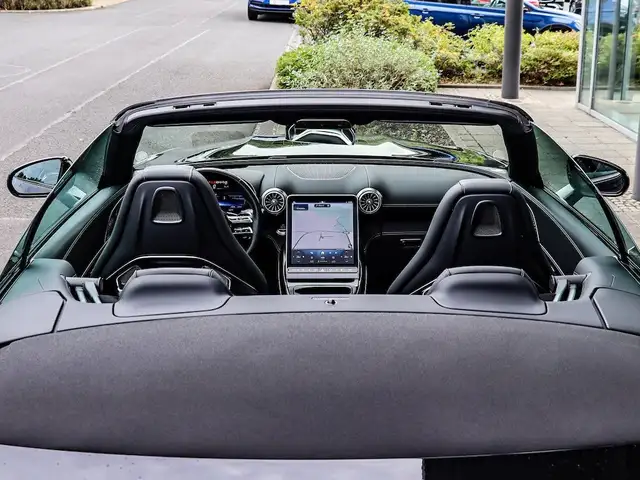 Mercedes-Benz SL view 24