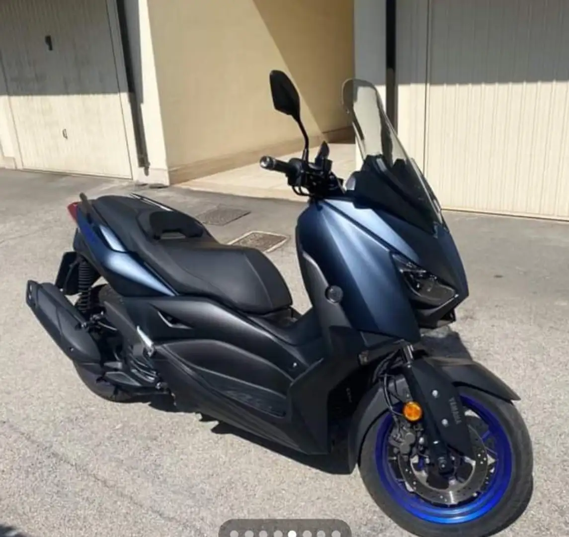 Yamaha X-Max 125 Niebieski - 1