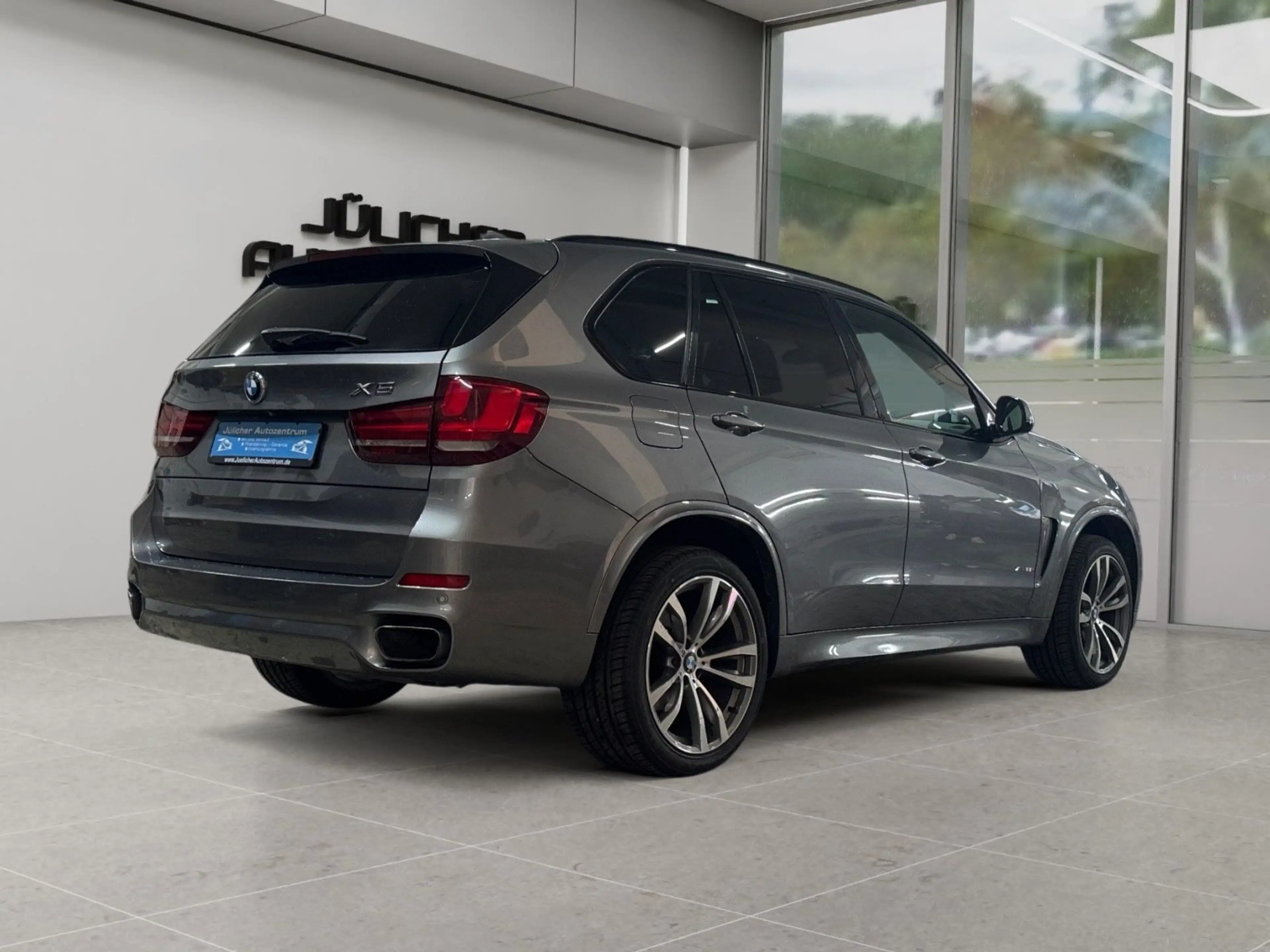 BMW X5 xDrive 35 i M Sport, Wenig Km, Panoramadach — photo 3