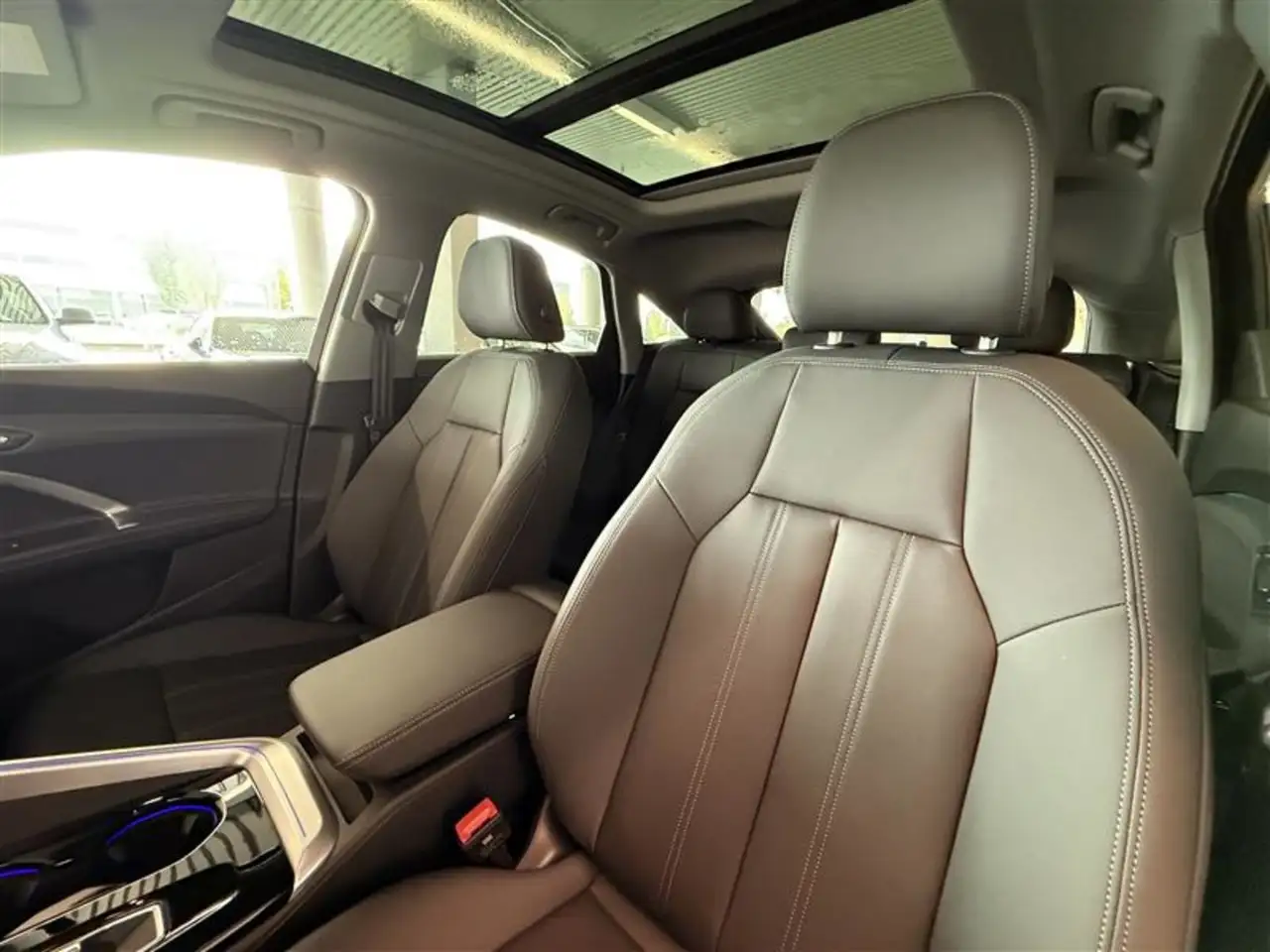 Audi Q5 снимка Audi Q5